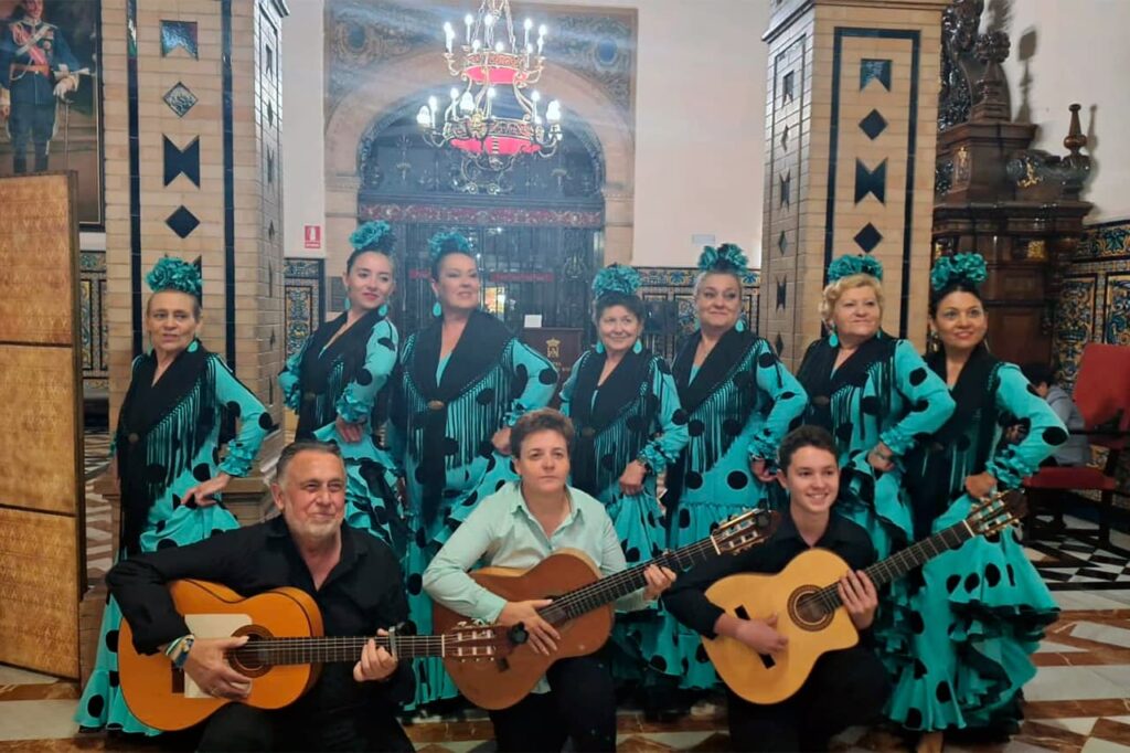 Coro Rociero Amanecer en Hotel Alfonso XIII en Sevilla 02